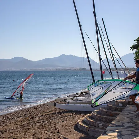 Surf Tatil Koyu