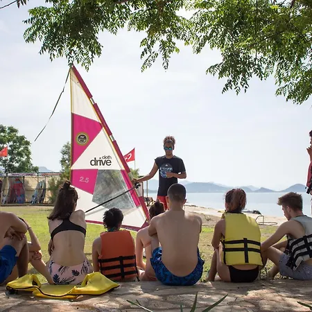 Surf Tatil Koyu Датча